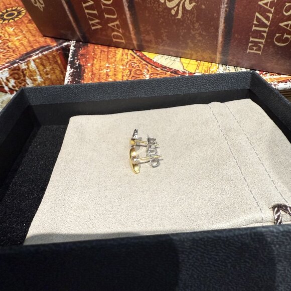 D̲a̲v̲i̲d̲ ̲Y̲u̲r̲m̲a̲n̲ Earrings - Picture 5 of 7